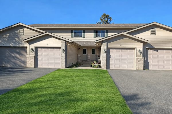 Crosby Country Apartments property